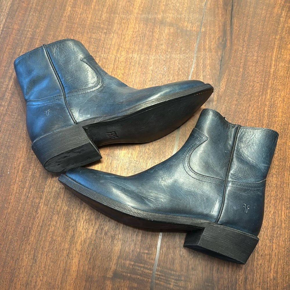 Women’s FRYE Billy odyssey bootie size 6 never worn